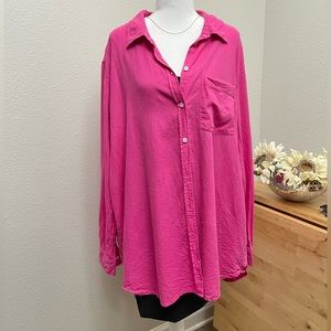 GAP - Oversized Hot Pink Button Down Top